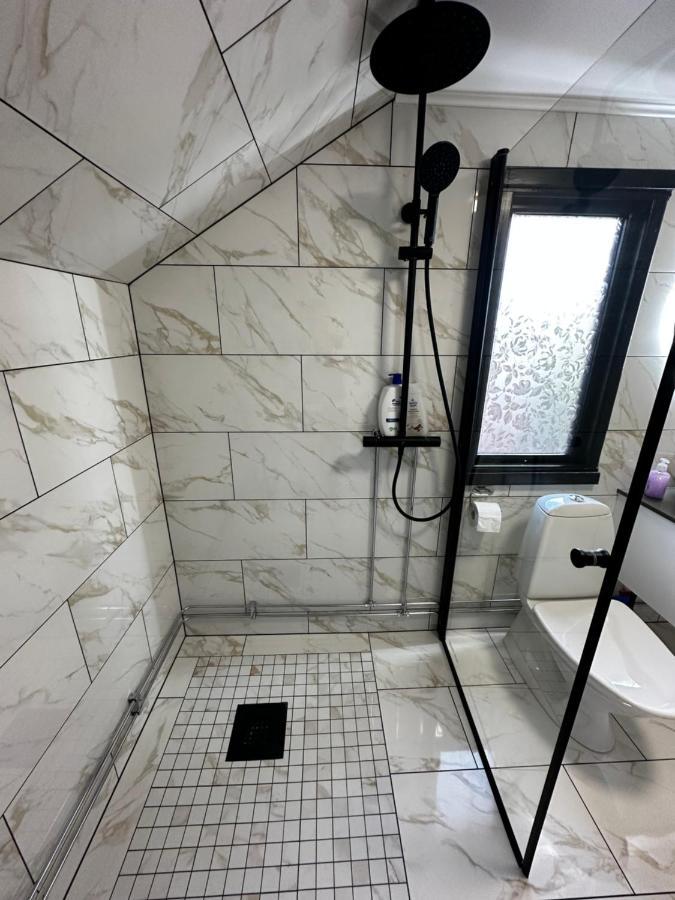 Luxurious Apartment Near Citycenter Borås Zewnętrze zdjęcie